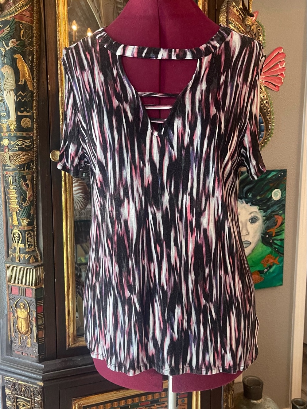 Jennifer Lopez Black Pink & White Short Sleeve Strappy V-Neck Top